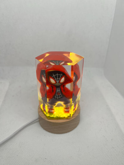 Lampe en résine époxy cristal - Spider-man