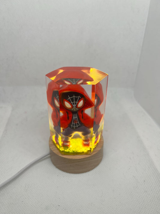 Lampe en résine époxy cristal - Spider-man